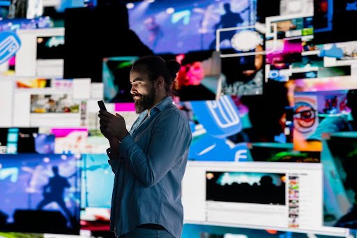 How Faceless Videos Allow Creators to Build Channels Without Showing Their Face